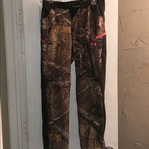 Women’s Under Amour Storm camo pants
